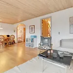 Jolin - 200m From The Sea By Interhome