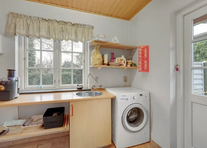 Jolin - 200m From The Sea By Interhome Allinge-Sandvig